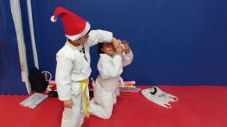 aikido-kids-infantil-y-juvenil-entrenamiento-navideno-2016-defensa-personal-aikido-aikikai-san-vicente-del-raspeig-al_120