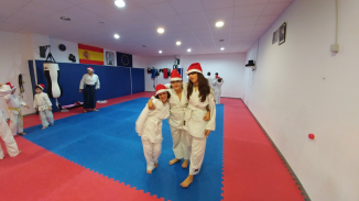 aikido-kids-infantil-y-juvenil-entrenamiento-navideno-2016-defensa-personal-aikido-aikikai-san-vicente-del-raspeig-al_44
