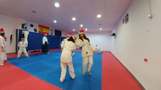 aikido-kids-infantil-y-juvenil-entrenamiento-navideno-2016-defensa-personal-aikido-aikikai-san-vicente-del-raspeig-al_48