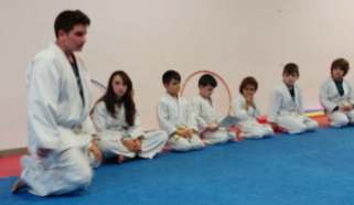 entrega-diplomas-kyu-febrero-2017-aikido-kids-infantil-y-juvenil-007-20170215_193147