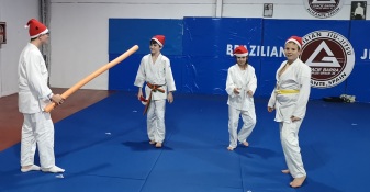 20191219 Clase prenavideña 2019 - Aikido Kids (Infantil y Juvenil) - Aikido Aikikai San Vicente - Alicante - 063 (IMG_20191219_205651)